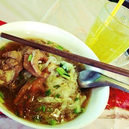ก๋วยเตี๋ยวนาย ป.