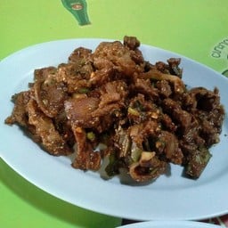 ก้อยเนื้อคั่วใส่ขม....อร่อย