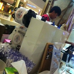 บริเวณที่ทำชานมค่ะ