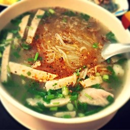 ก๋วยจั๊บญวณ