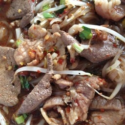 ก๋วยเตี๋ยวน้ำตก