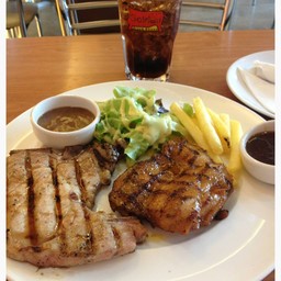 พอร์คชอบ+ไก่ราดซอสมะขาม 