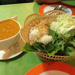 แกงปูหมี่ลวกค่ะ