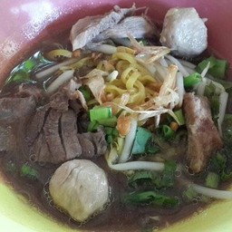 ก๋วยเตี๋ยวเรือ ท่าม้าข้าม