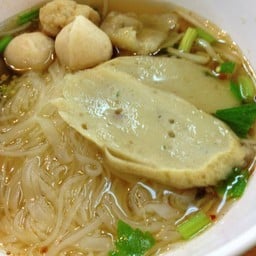ปิ่นรุ่งเรือง