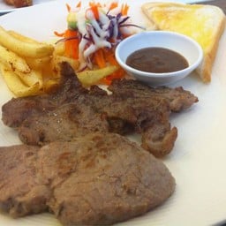 รดา สเต็กส์ เฮาส์