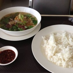 ร้านพันตา เกาเหลาเลือดหมู