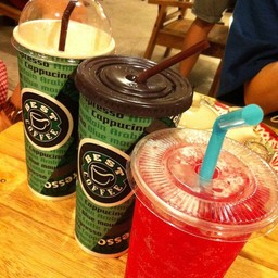 Yesterday coffee @ ตลาดนัดสวนรถไฟ