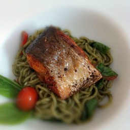 พลาสต้่า เพสโต้แซลมอลย่าง 