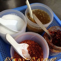 ก๋วยเตี๋ยวเนื้อจรัญ 45