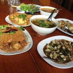 ทางคลื่นเค้าจัดเมนูไว้ให้ดังนี้
