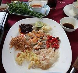 ยำหอยนางรม