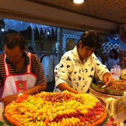 ลูกชุบเพชรทองคำ ตลาดน้ำคลองลัดมะยม