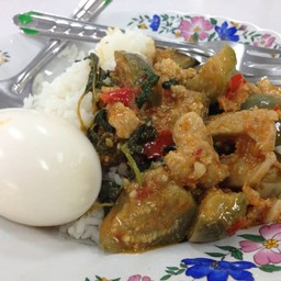 ป้าอรวรรณ ข้าวราดแกง