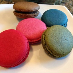 มาการองหลากสี