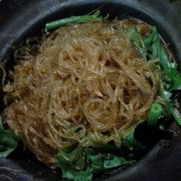 กุ้งอบวุ้นเส้น