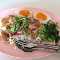 ข้าวขาหมู