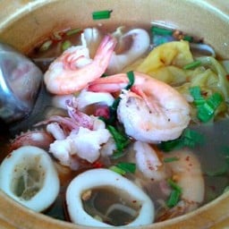 ก๋วยเตี๋ยวตูมตาม