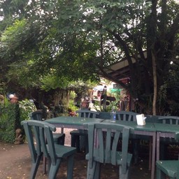 บรรยากาศที่ร้านปลาเผาสลัดได