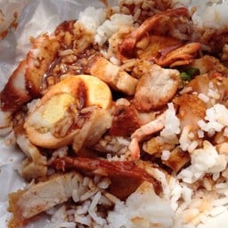 ก๋งยุ่น ข้าวหมูแดง