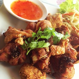 สวนอาหารส้มตำไฮเทค