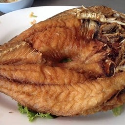 ปลากระพงทอดน้ำปลา