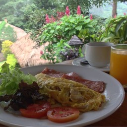 Cheese & Mushroom Omelette