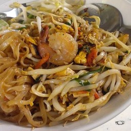 ตี๋ราดหน้ายอดผัก อาหารตามสั่ง