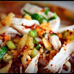 ก๋วยเตี๋ยวไก่มะระ