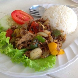 ข้าวผัดพริกไทดำ
