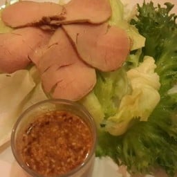 หน้าตาน่าทานมากเรยคร่าา ขอเน้น ผักหวาน กรอบมากก