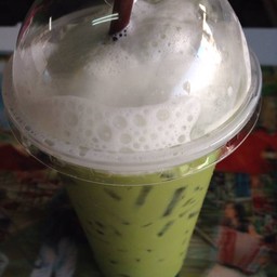 ชาเขียว ฟองนม ขาวๆ
