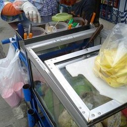 ผลไม้ไทย ซอยแบริ่ง