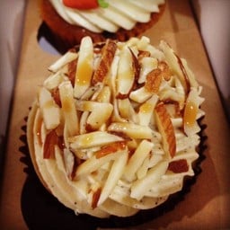 Caramel Cupcake 