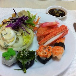 Pinnacle Hotel, Buffet Breakfast