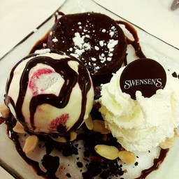 Swensen's ตลาดโลตัส ราไวย์
