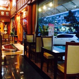 บรรยากาศภาพในร้านคับ