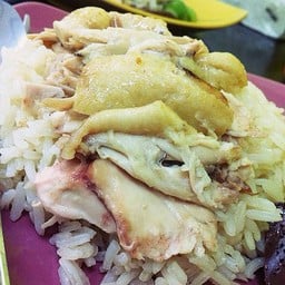 ข้าวมันไก่คุณหญิง