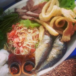 ชุดส้มตำโคราช