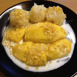 ข้าวเหนียวมะม่วงไหมครับบบบบบบ