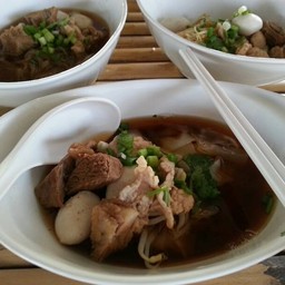 ก๋วยเตี๋ยวตลาดน้ำบางกอก