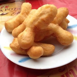 ปาท่องโก๋