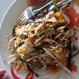 ผัดไทหอยทอด โรงพยาบาลชลประทาน