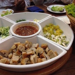 แหนมเนืองชุดใหญ่ ใหญ่มากๆๆๆๆๆๆ