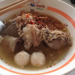 ก๋วยเตี๋ยวต้มยำ แม่เบน
