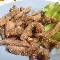 หมูคลุกฝุ่น