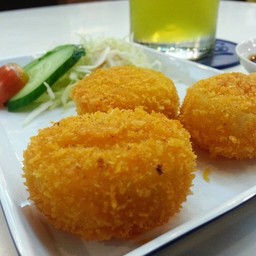 หอยเชลล์ทอด มาร้อนๆอร่อยดี