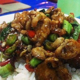 เล็ก อาหารตามสั่ง