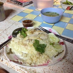 ข้าวมันไก่พิเศษ