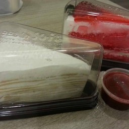 เค็กหน้าตาดี สีสวย ราคาสบายกระเป๋า
น่าทานค่ะ